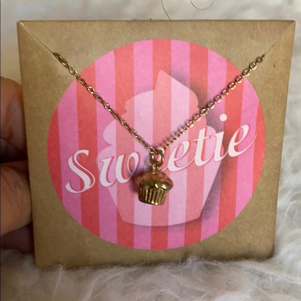Nordstrom Rose Gold Sweetie Cupcake Necklace NWT